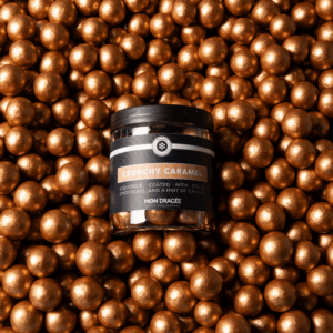 CRUNCHY CARAMEL – LIQUORICE COATED WITH DOLCE CHOCOLATE AND A HINT OF CRUNCH – 150 G
