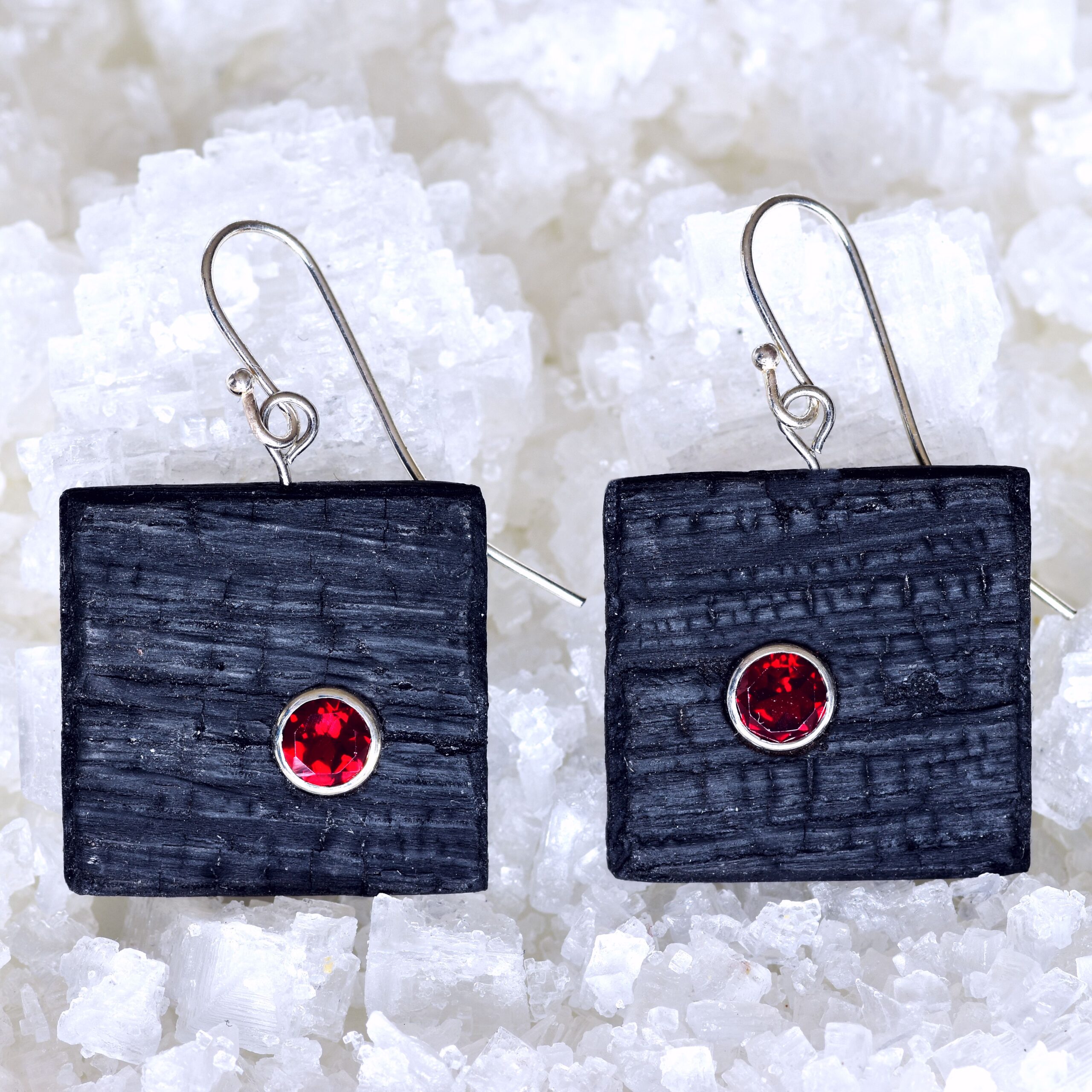 Shou Sugi Ban Small Square - Garnet - Billede 2