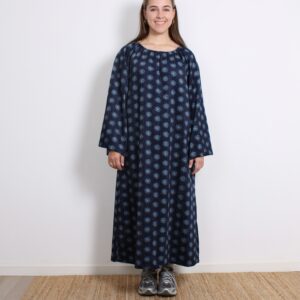 Alice A-Kjole - Velvet Flowers