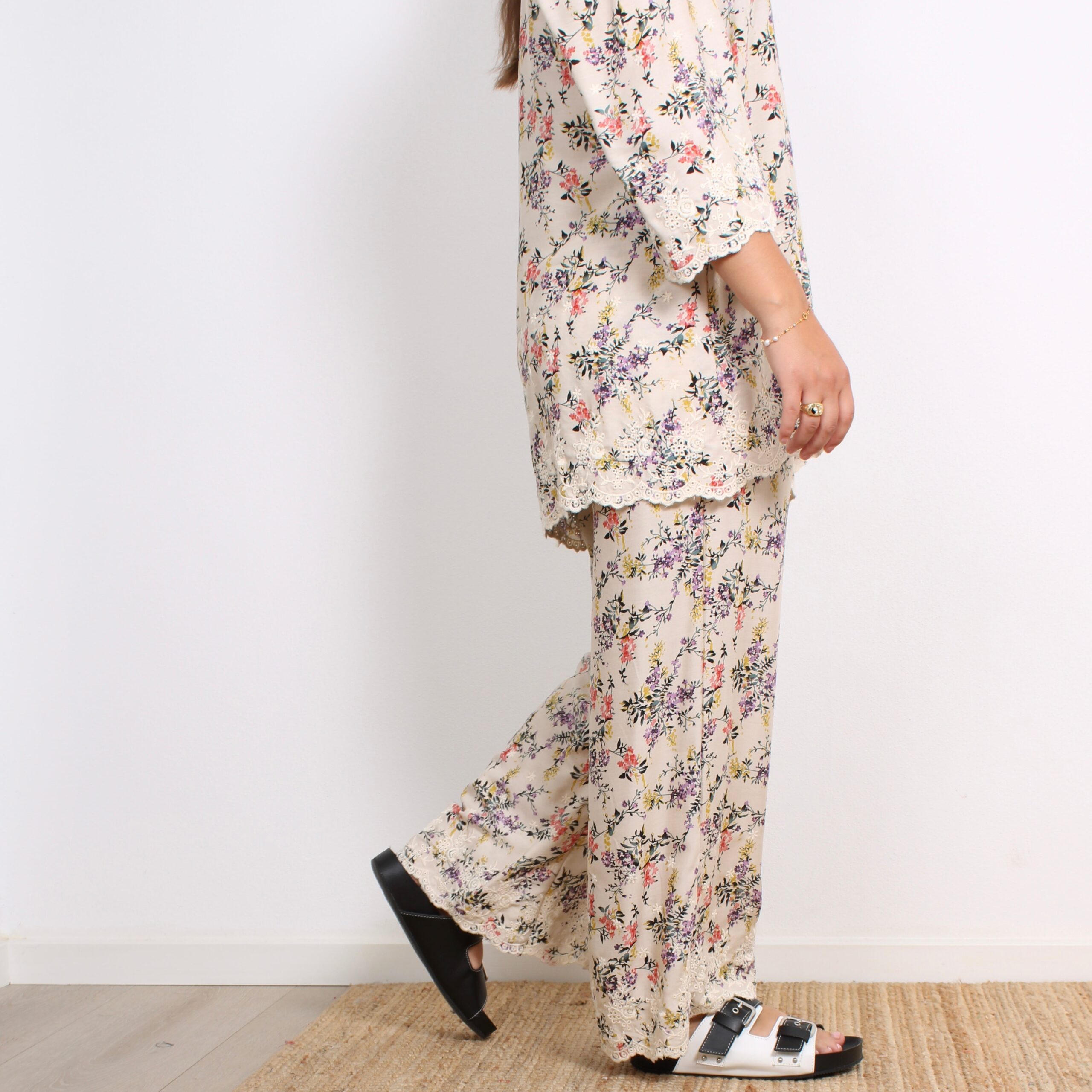 Vidde Buks - Embroidery Borders - Billede 2